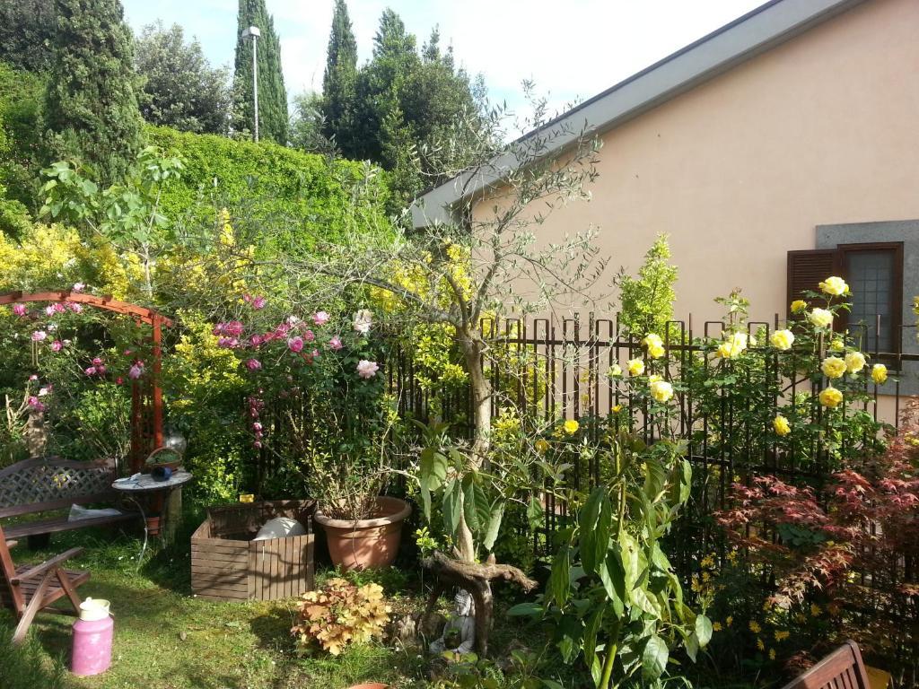 Girasolereale Bed And Breakfast Rome Exterior photo